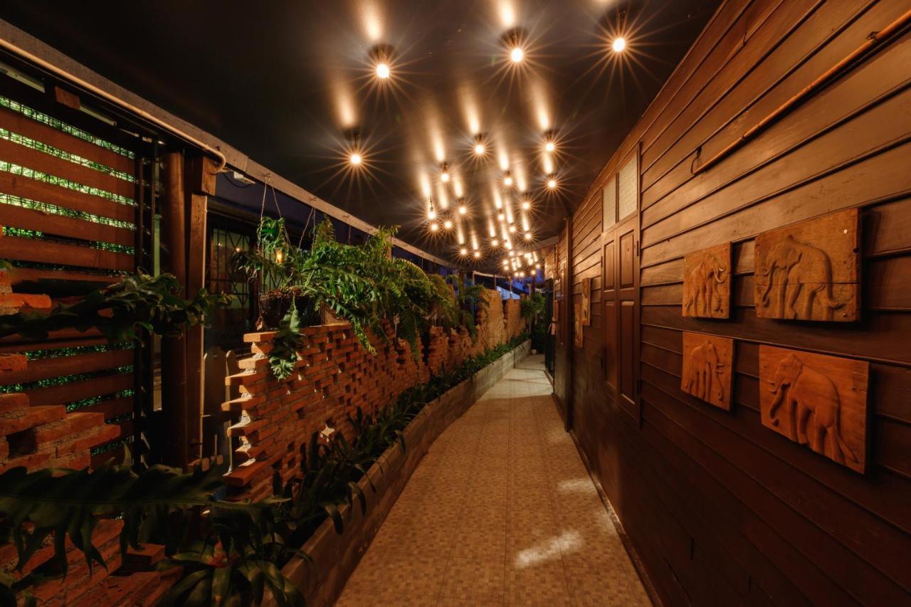 Ilili House Vandrehjem Chiang Mai Eksteriør billede
